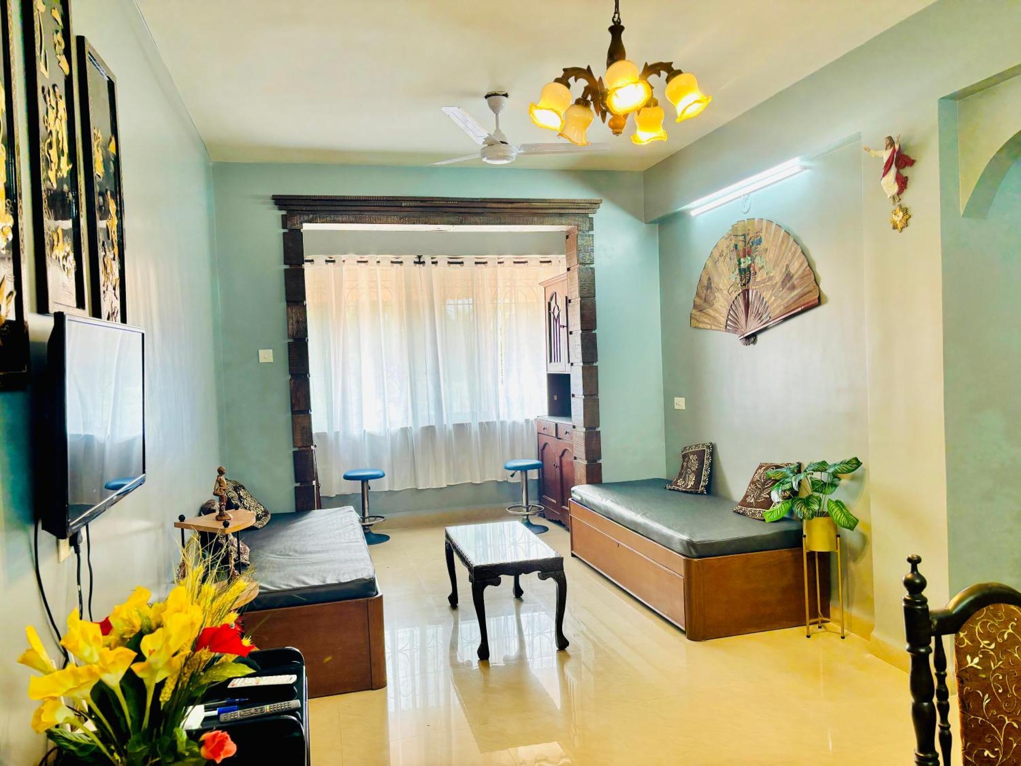 Luxurious 2bhk Serviced 5 Mins Walk From Goa Benaulim