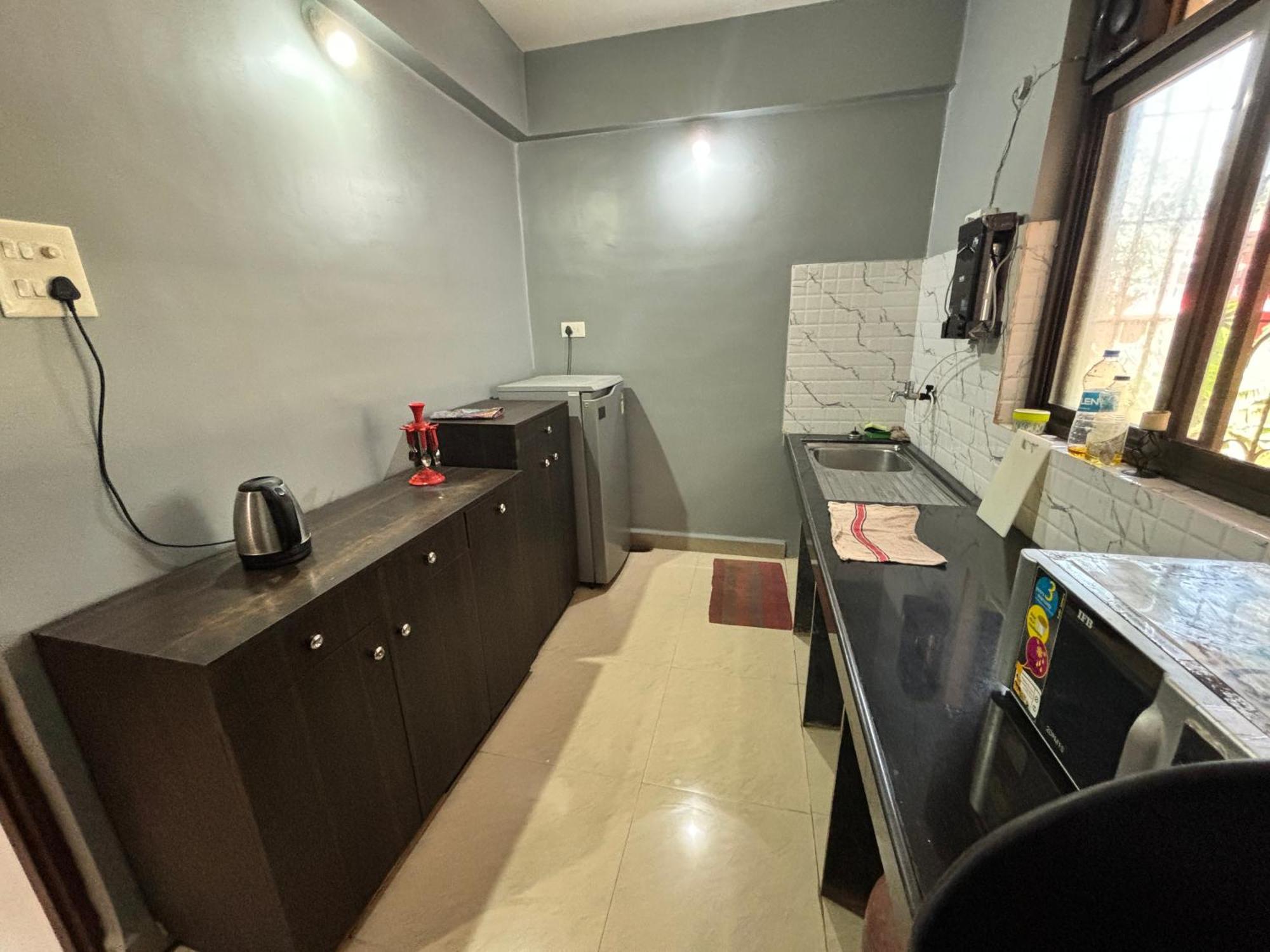 Luxurious 2bhk Serviced 5 Mins Walk From Goa * Benaulim