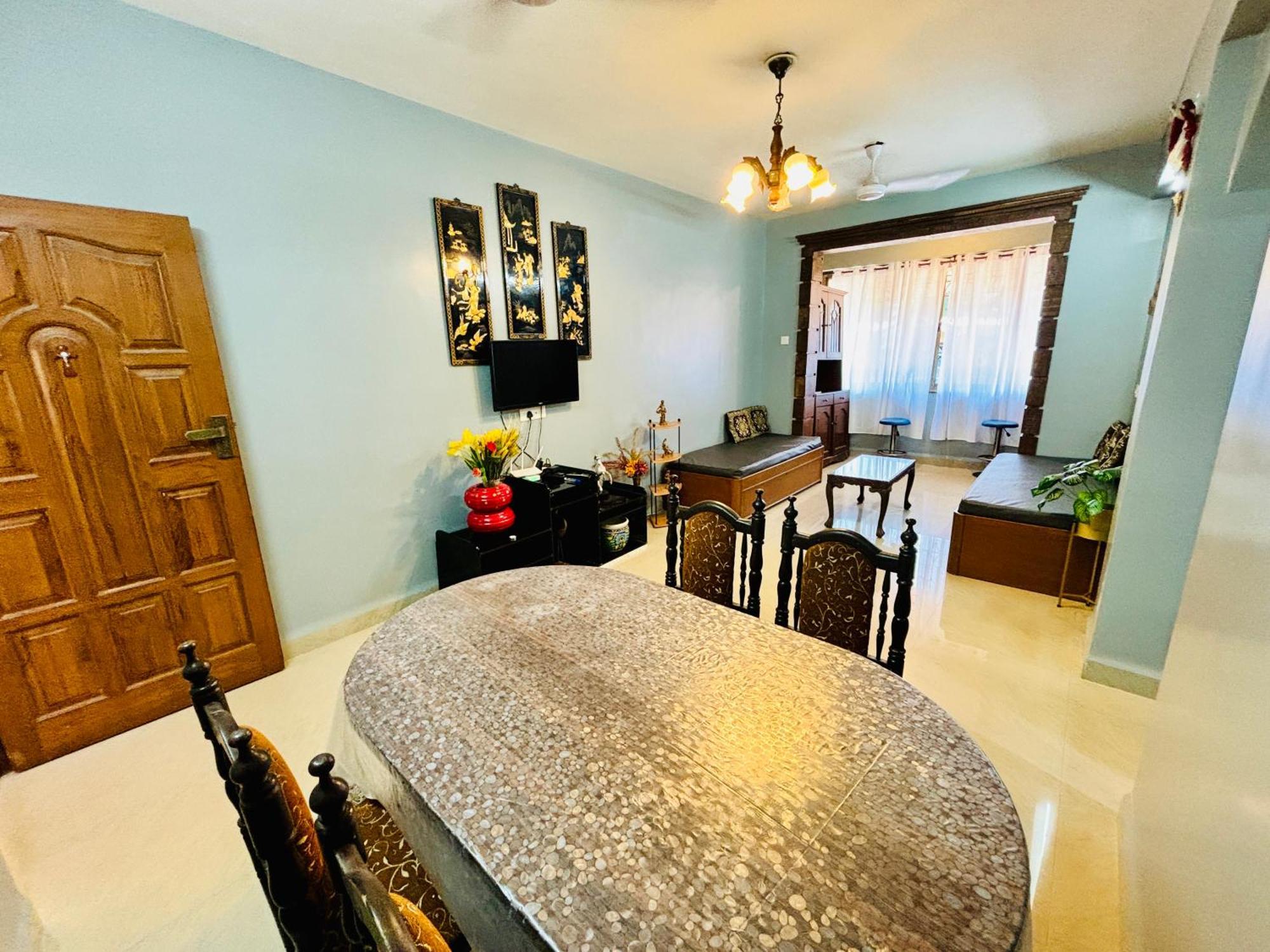 Apartment Luxurious 2bhk Serviced 5 Mins Walk From Goa Benaulim